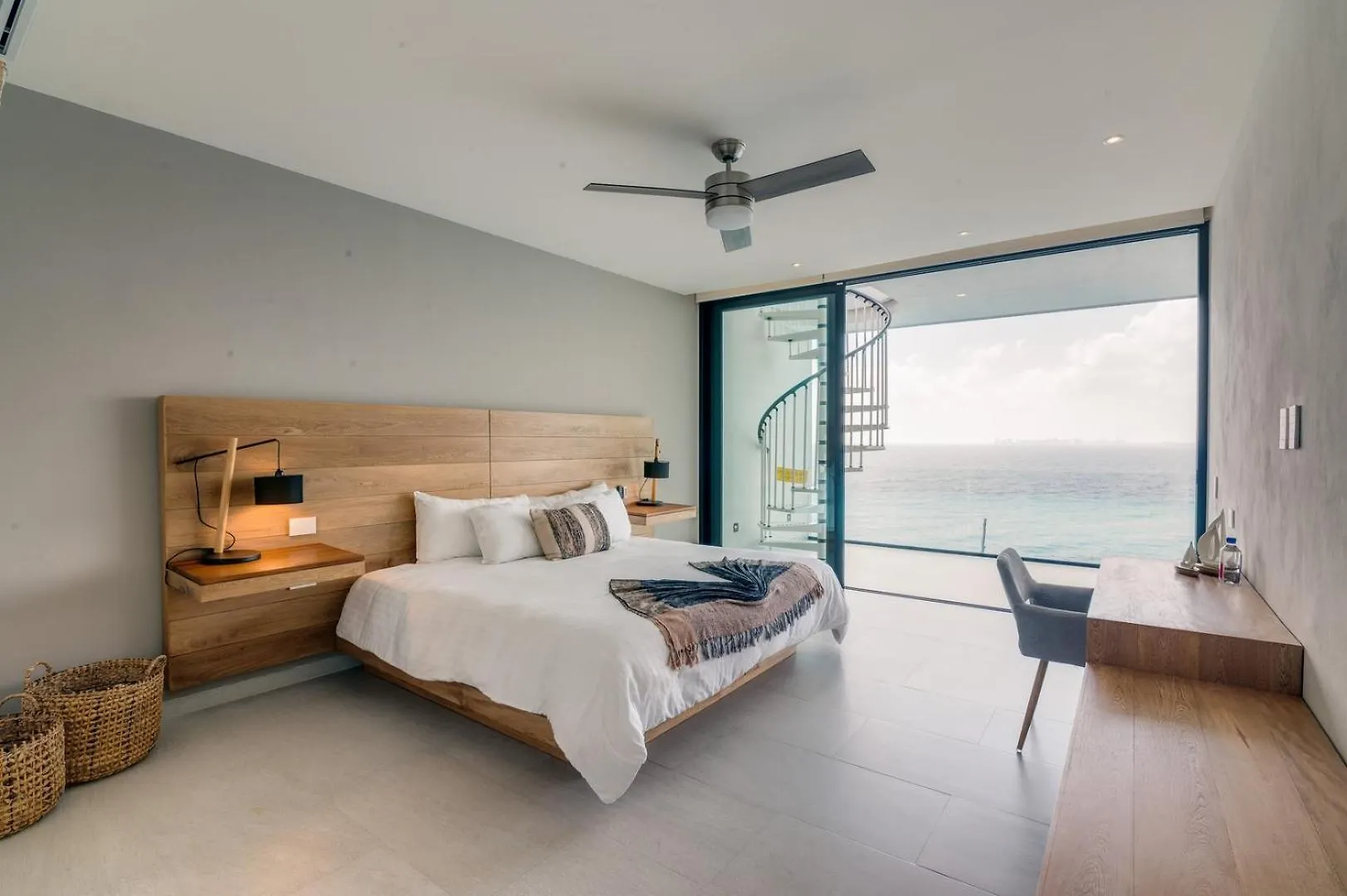 Luxury Oceanfront Villa In Isla Mujeres Mexico